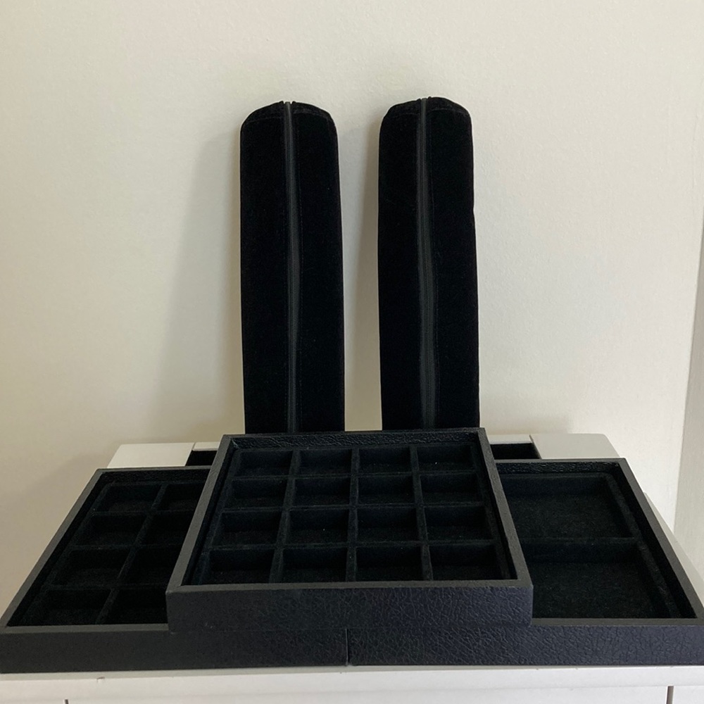 Velvet Lined Jewelry Rolls and Stackables
